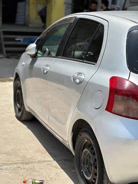 Toyota Vitz 2012 4