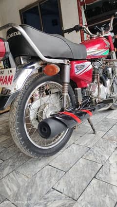 Honda 125 2013 Modal koi kam nahi hony vala . . . . !