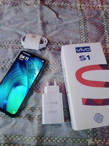 vivo S1 (8Gb/256Gb) ram full new with box and charger 1