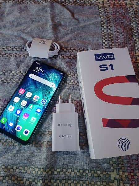 vivo S1 (8Gb/256Gb) ram full new with box and charger 2