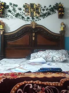 King bed new condition