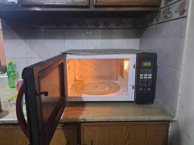 Haier Microwave oven 2