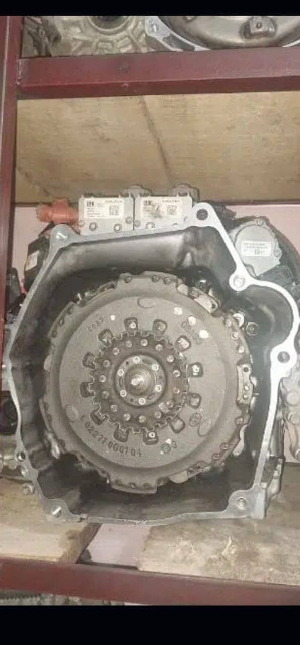 Honda vezel dual clutch available 7