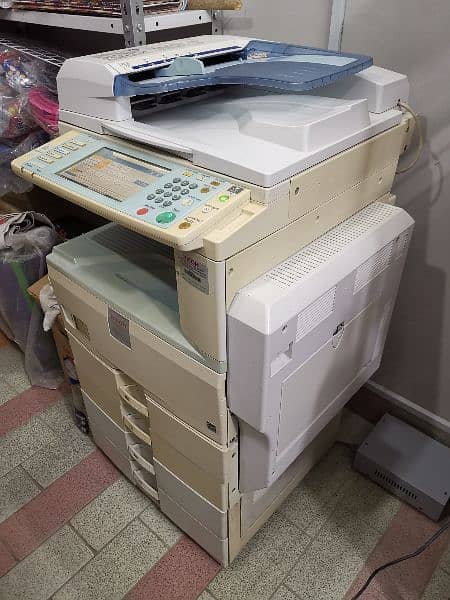 Ricoh 2550sp photocopy machine 0