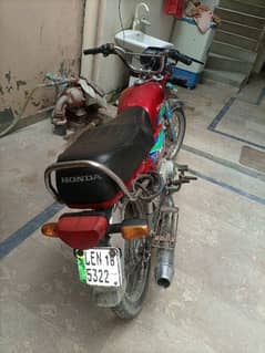 honda cd 70 for sell 2018 model safe condition