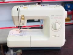 Singer New model sewing machine