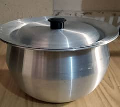 New silver unused Cooking pot (2-kg)