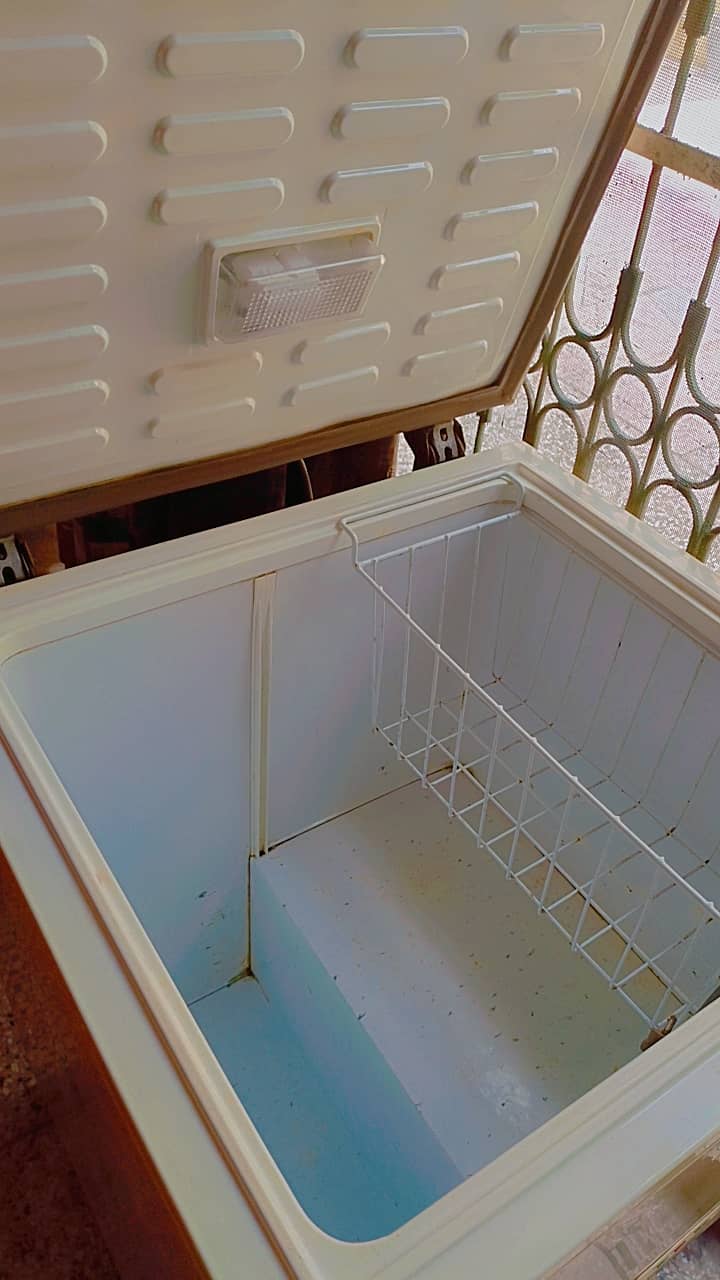 Small fridge for sale 1