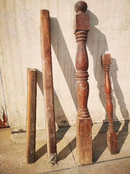 Wooden stair pillars plus wooden top 0