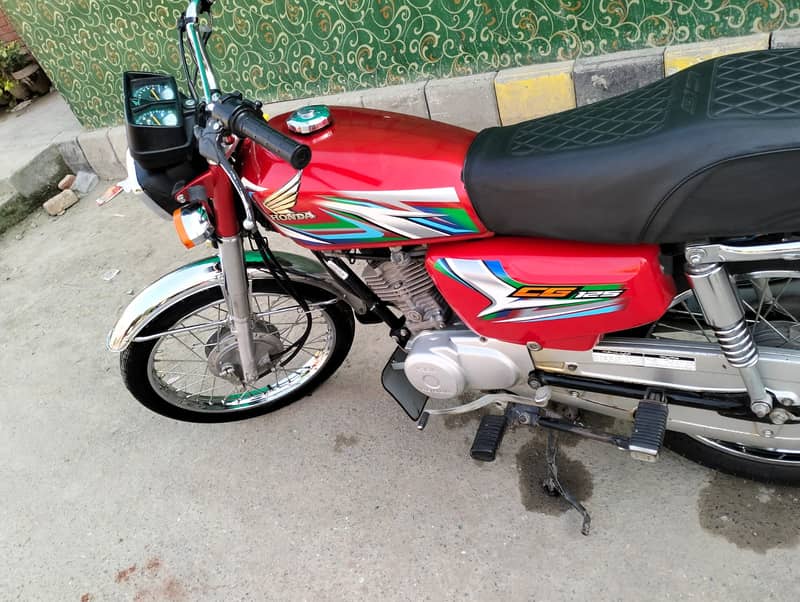 HOnda 125 model 2023 lush condition (0306=4462/443) 12