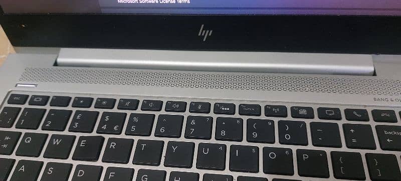 HP elitebook 830 G5 3