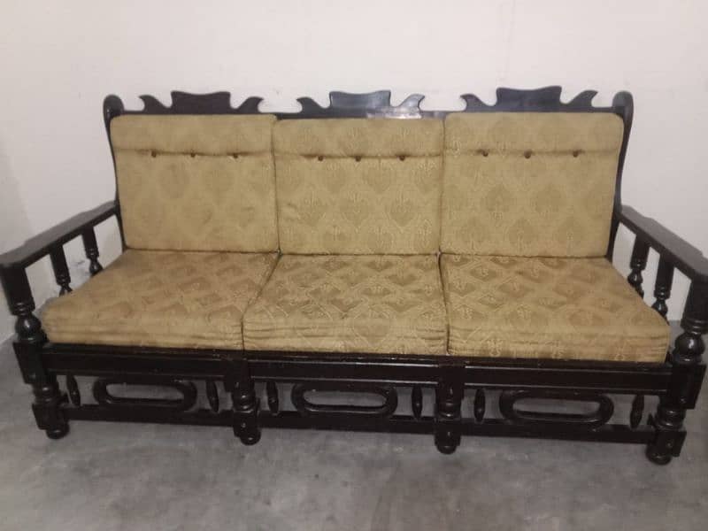 5 seater sofa for sale 0