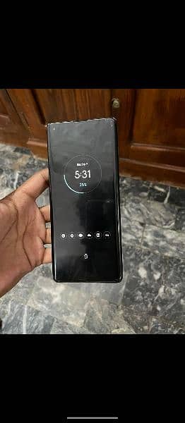 Motorola Edge Plus 5G 2020 6