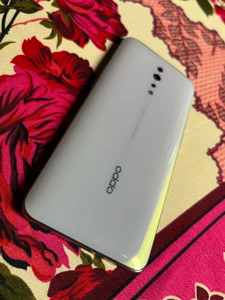 oppo reno Z 8/256 fresh new 14