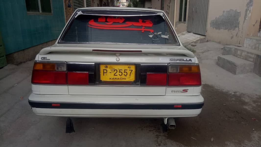 Toyota Corolla 1986 3