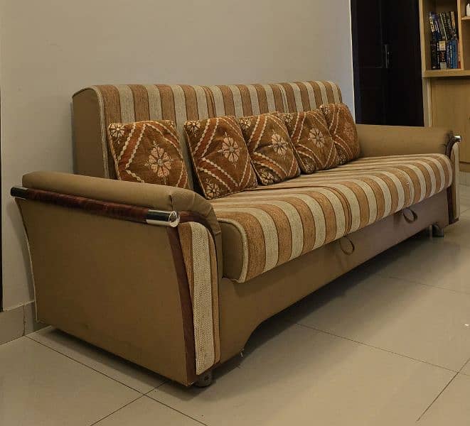 Sofa Seats / Sofa cum Bed / 3 Seater / Stylish Sofa 1