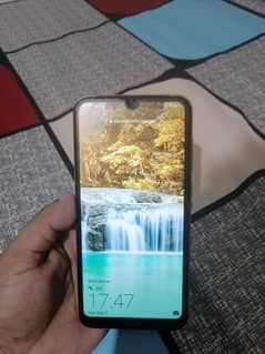 Huawei Y7