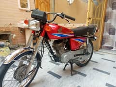 Honda 125cg complete file all ok contact only watsap 03226783290