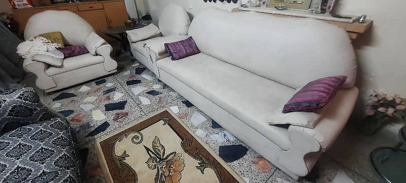 5 seater 2 sofa set 4