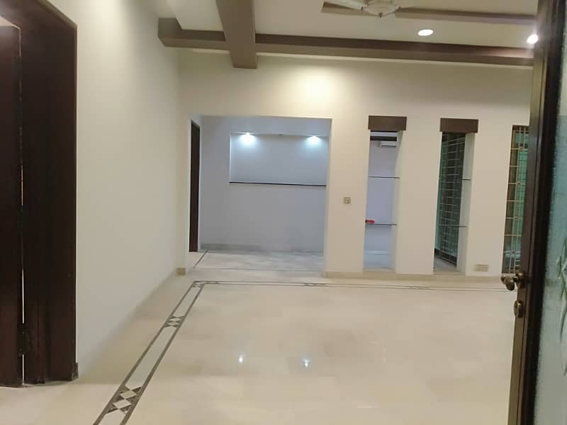 1Kanal Beautiful House Available For Sale DHA Phase 3 13