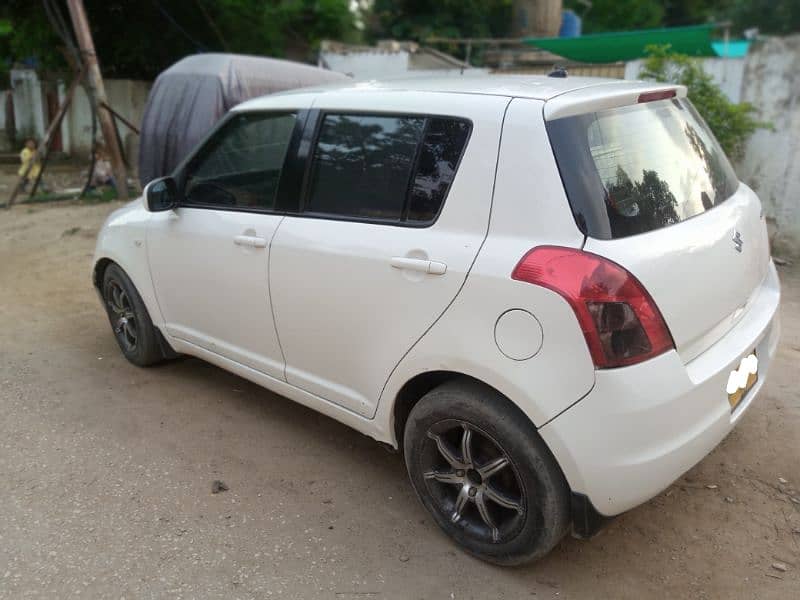 Suzuki Swift 2015 4