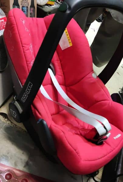 Maxi-Cosi Pebble Car Seat 0