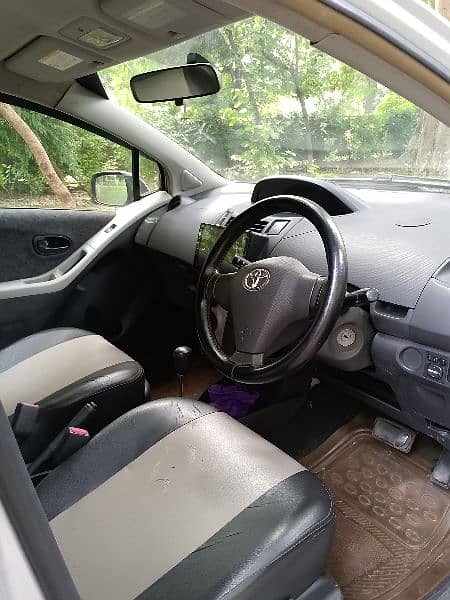 Toyota Vitz 2013 5