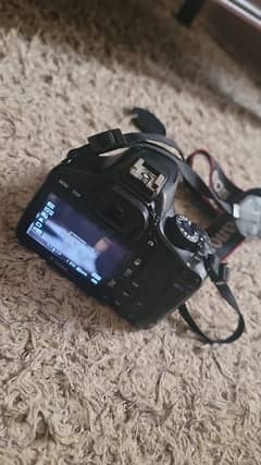 DSLR Canon 550 D