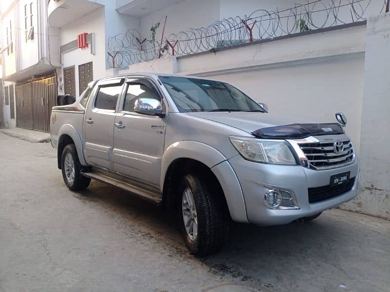 Toyota Hilux 2005 8