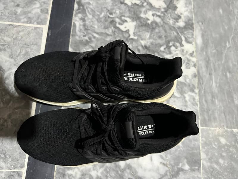 Addidas Ultraboost running walking shoes from USA size 44 all black 1