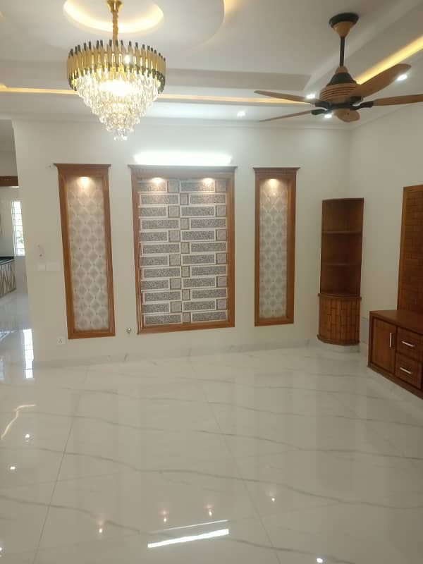 G-13 35x70 Double Story Pidi Face 50 Fit Road Near Kashmir Highway Available For Sale 25