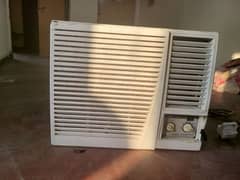 Gree Window Air Conditioner, 0.75 Tons, Original Compressor