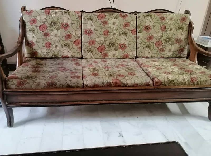 Sofa Set with tables made of good quality wood 4