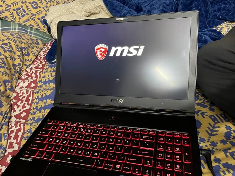 MSI 6RF Stealth Pro Gaming Laptop GTX1060 intel core i7 6th gen 60HZ 1