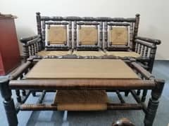 Sindhi Sofa Set