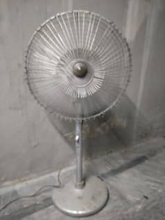 pedestal fan in low price for sale