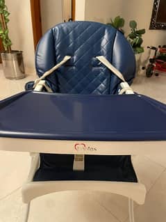 High chair in good condition