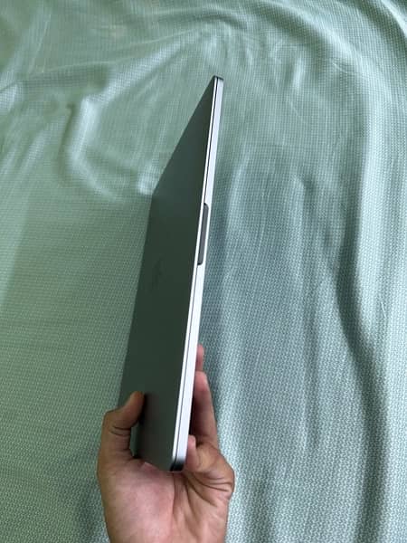 Macbook Pro M1 256Gb 3