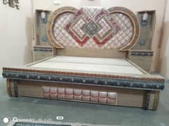 king bed  side table both for sale in Karachi 03141252173