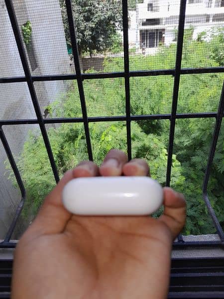 airpods pro 2nd generation  (ANC) 6