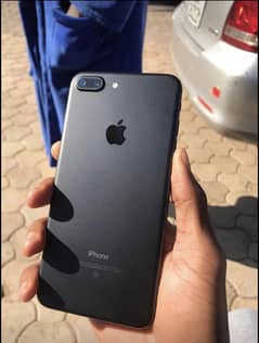 Iphone 7 plus factory unlock for sale in just 22,000