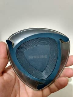 Wireless fast Charger for Samsung and other Androids.