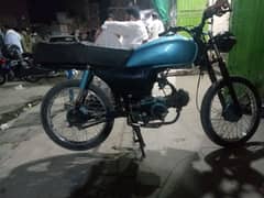 Cafe racer fully modified Honda 70 with double saman