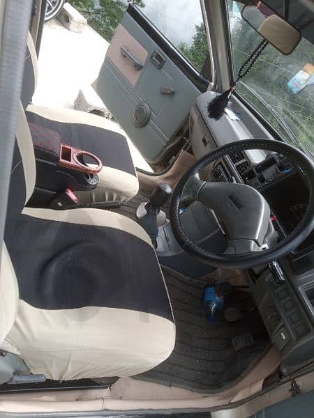 Suzuki mehran vxr 2016 model 5