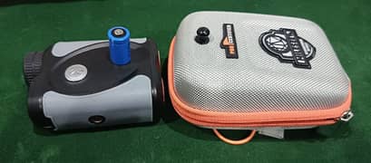 GOLF RANGE FINDER