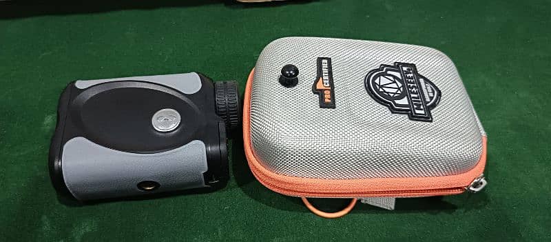 GOLF RANGE FINDER 1