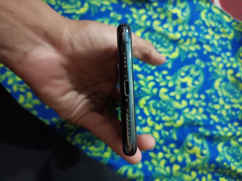 IPhone 11 Pro max non jv urgent sale 1