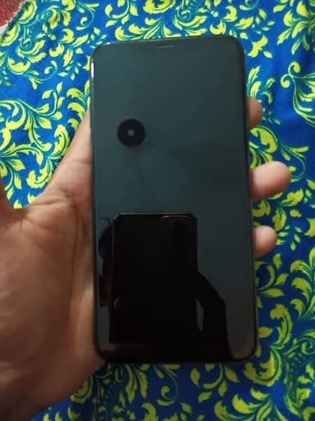 IPhone 11 Pro max non jv urgent sale 4