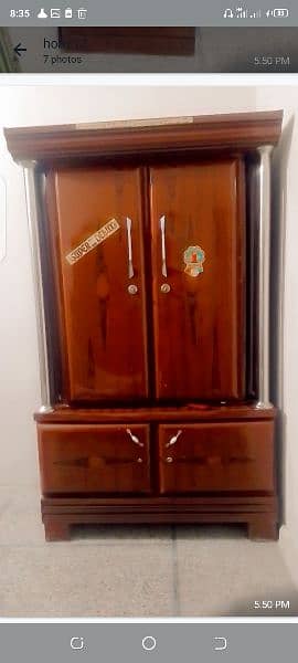 Almari/wardrobes/almirrah 2