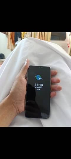 LG G7 Think 0